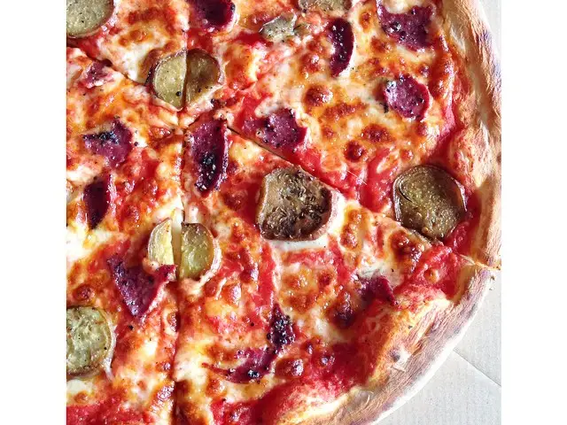 Gambar Makanan Pizza Barboni 15
