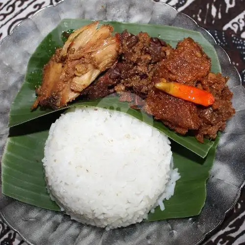 Gambar Makanan Hasbuna Gudeg Yu Nah, Mlati 2