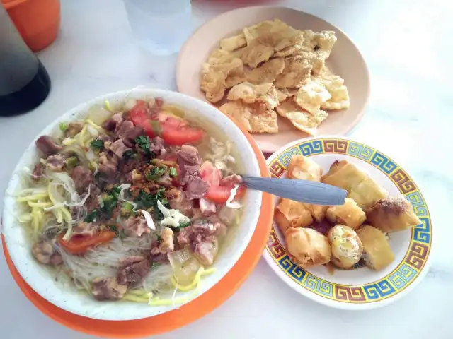 Gambar Makanan Soto Mie Karang Anyar 11