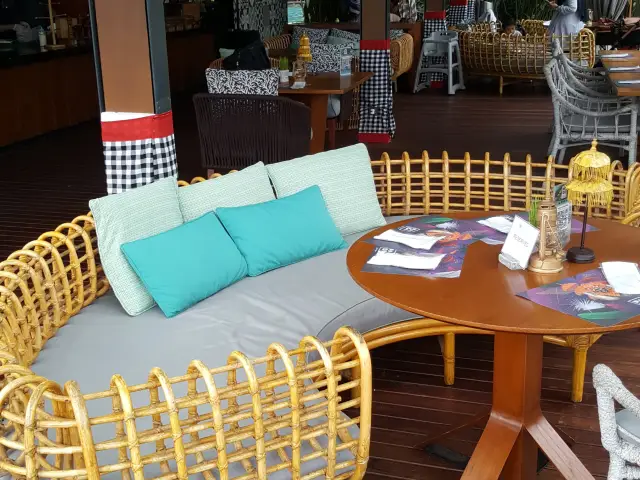 Gambar Makanan Padi Pool Bar - Pullman Ciawi Vimala Hills Resort 9