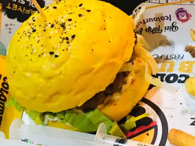 Colourful Burger Fast Food•Cafe'nin yemek ve ambiyans fotoğrafları 6