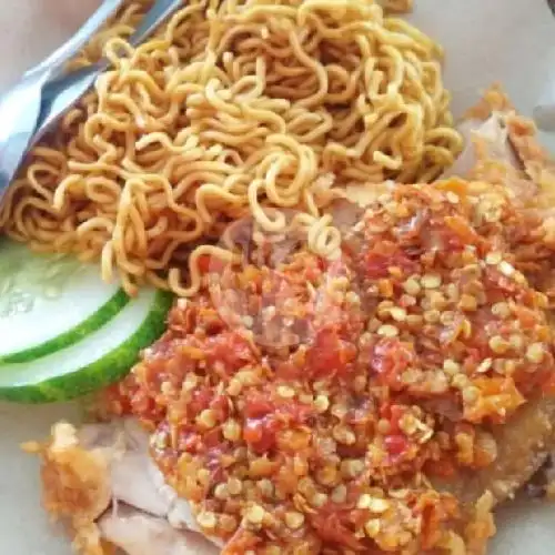 Gambar Makanan Ayam Geprek Dan Nasi Goreng Ibu Tunia, Kampung Bali 6