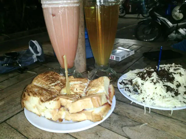 Gambar Makanan Roti Bakar Eddy 11