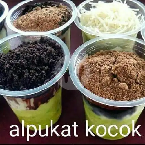 Gambar Makanan Es Sop Buah Dan Alpukat Kocok Khanza 6