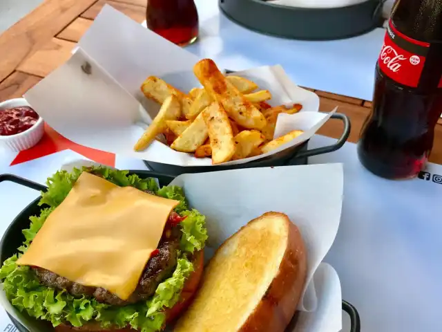 Burgerillas Acıbadem'nin yemek ve ambiyans fotoğrafları 9