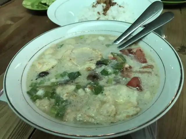 Gambar Makanan Soto Jakarta Bawah Rel 19