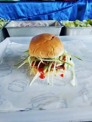 AYIN Burger/Kambing Bakar