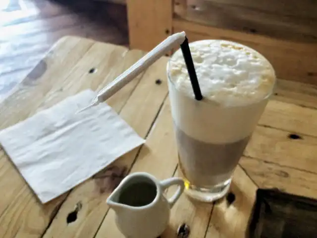 Ruang Kopi. Indonesian Premium Coffee