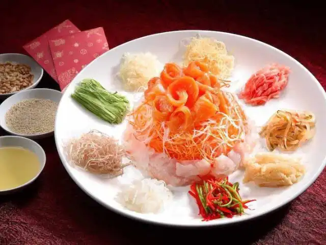 Chew Heong Fish Pot Food Photo 1