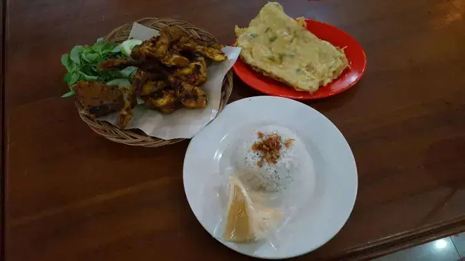 Ayam Panggang Rawamangun