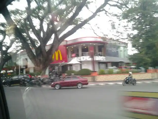 Gambar Makanan McDonald's 9