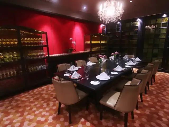 Gambar Makanan ARTOZ Whisky and Cognac Bar 7