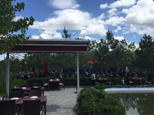 Balıklı Bahçe Et &amp; Balık Restaurant