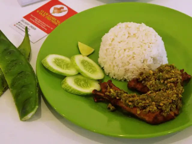 Gambar Makanan Ayam Goreng Wakil Presiden 3