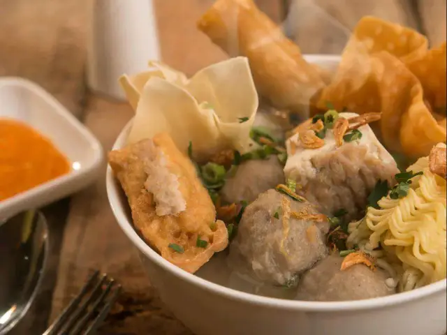 Gambar Makanan Bakso Malang Nonik 7