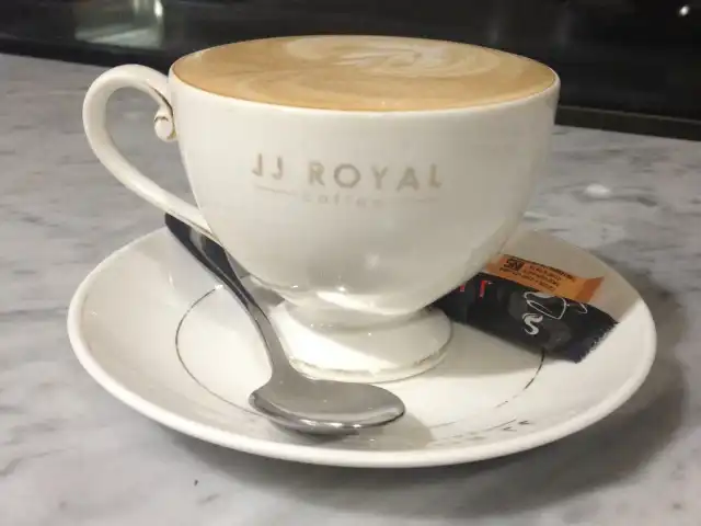 Gambar Makanan JJ Royal Coffee 12