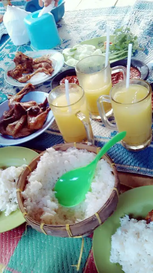 Gambar Makanan Warung Lesehan Pak H. Sholeh 14