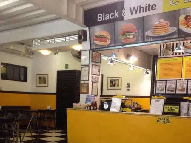 Black & White Cafeteria Food Photo 11