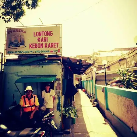 Gambar Makanan Lontong Kari Kebon Karet 16