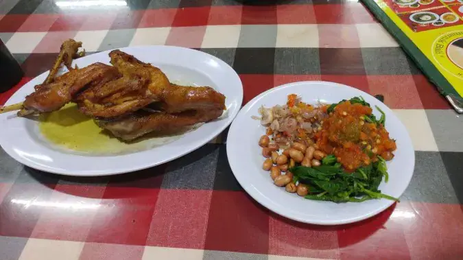 Ayam Betutu Khas Gilimanuk Bali