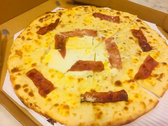 Gambar Makanan Pizza Marzano Bintaro 9 3