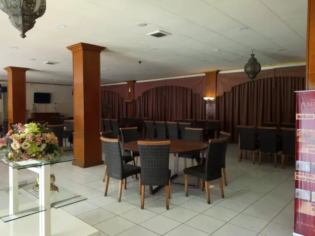 Gambar Makanan Ballroom & Restaurant Raden Bahari 8