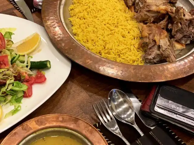 Lezzet Kuzu Çevirme'nin yemek ve ambiyans fotoğrafları 5