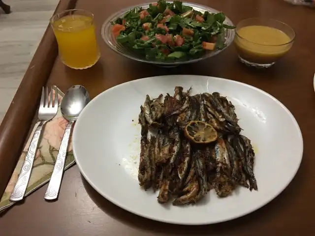 Emine'nin Mutfağı 🍲🍴🍛'nin yemek ve ambiyans fotoğrafları 5