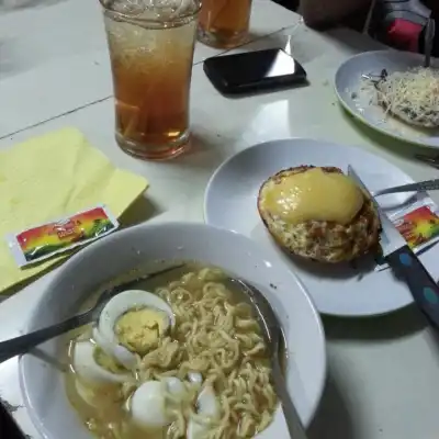 Warung Surabi Setiabudi