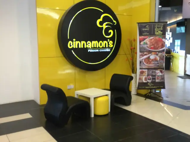 cinnamon's Food Photo 3