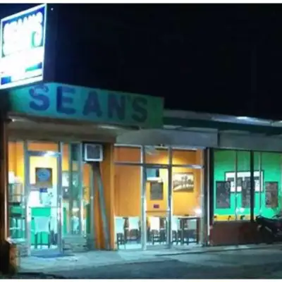 Sean's Pizza -Restaurant