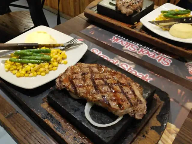 Gambar Makanan Street Steak 8