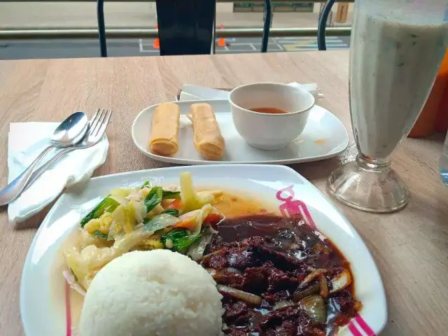 Gambar Makanan Solaria 18