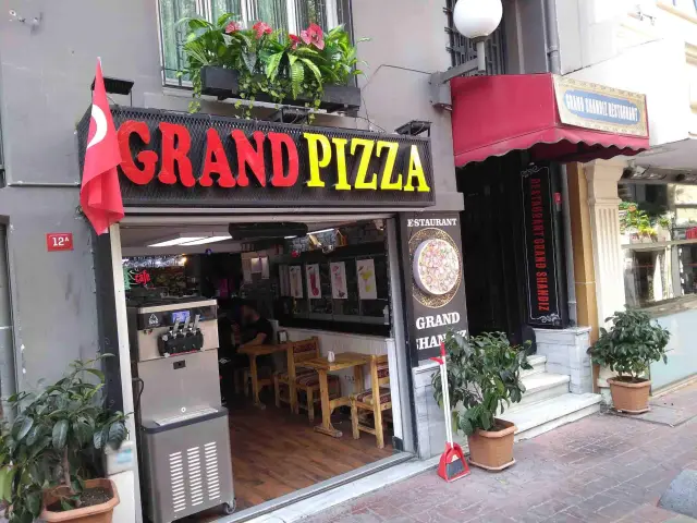 Grand Shandiz Restoran'nin yemek ve ambiyans fotoğrafları 7