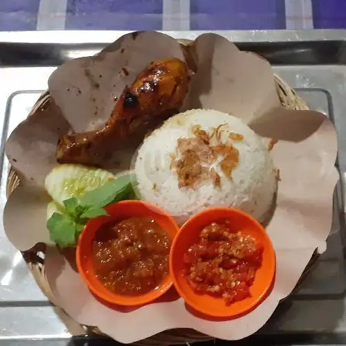 Gambar Makanan Warung Anugerah Dagen, Pandak 6