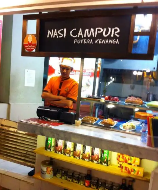 Nasi Campur & Bakmoy Putera Kenanga
