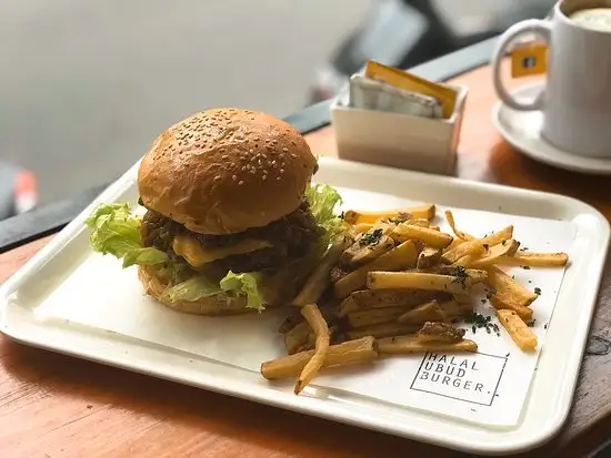 Gambar Makanan Halal Ubud Burger 15