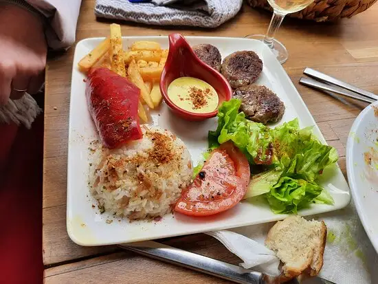 Makarri Cafe Kitchen'nin yemek ve ambiyans fotoğrafları 10