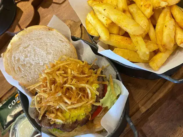 Cozido Burger'nin yemek ve ambiyans fotoğrafları 9