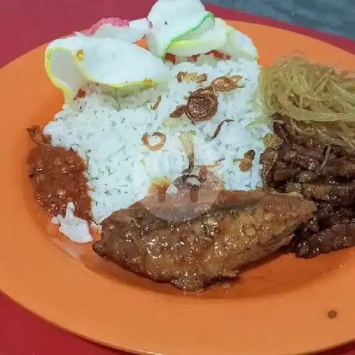 Gambar Makanan Nasi Uduk Malam Budhe, Jatinegara 3