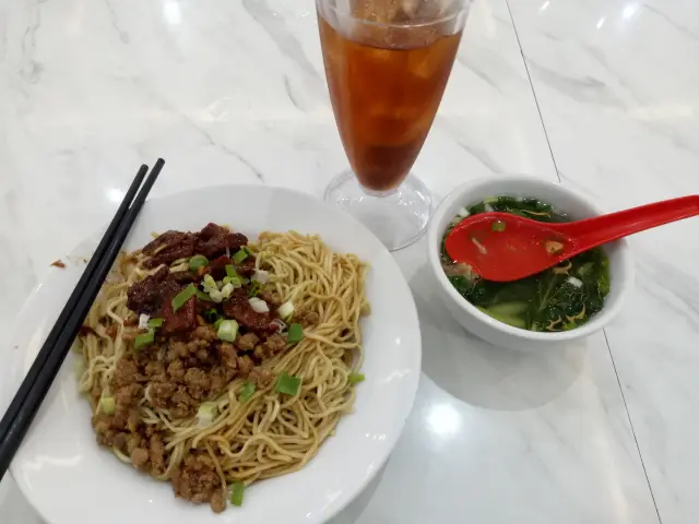 Gambar Makanan Bakmie Aloi 21