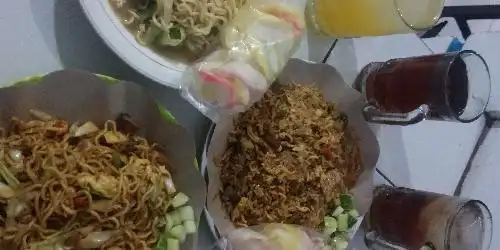 Nasi Goreng Dan Bakmi Mas Tris, Bekasi Selatan