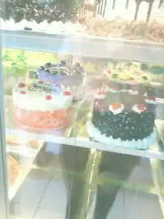 Gambar Makanan Larissa Cake & Bakery 16