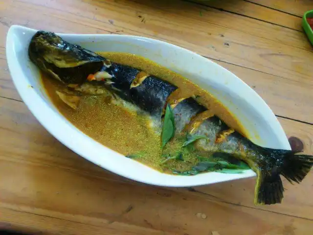 Gambar Makanan Gule Kepala Ikan Mas Agus 20