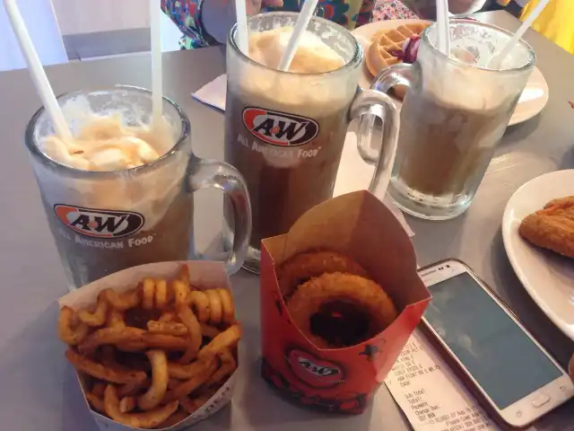 A&W Food Photo 11