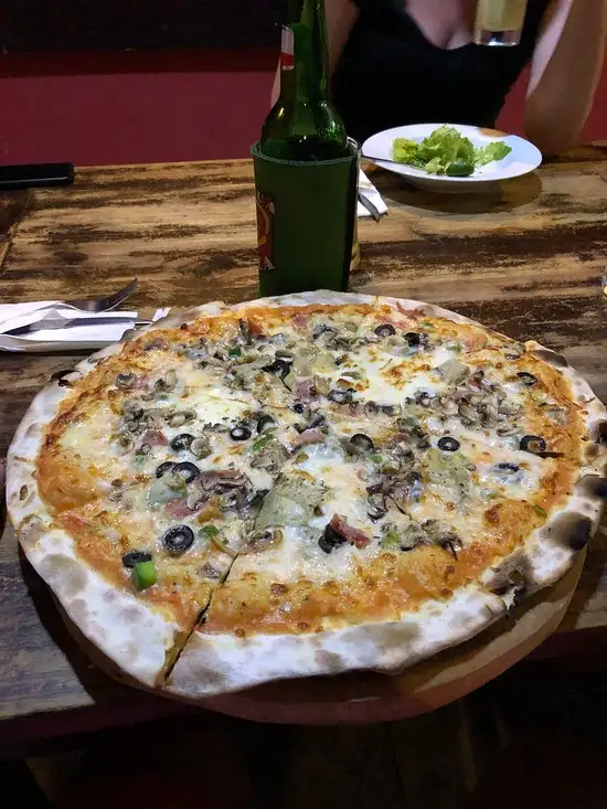 Gambar Makanan Nusa Dua Pizza 7