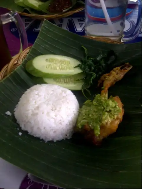 Gambar Makanan Bebek Goreng & Spesial Ayam Kosek "Cak Kholiq 2" Asli Surabaya 10