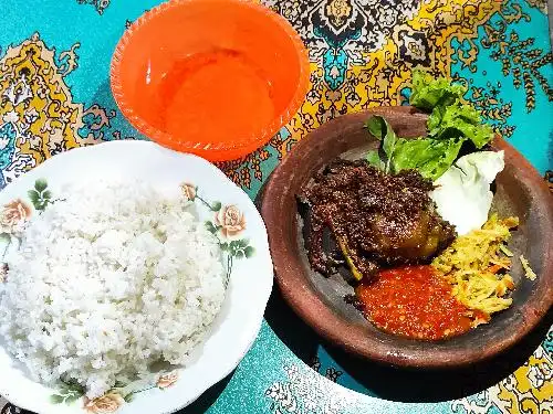 WARUNG BEBEK BASMALAH