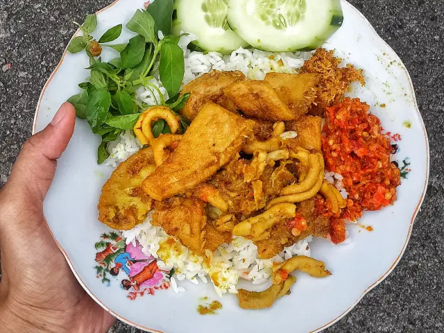 Gambar Makanan Nasi Babat Usus Sambel Mercon Pak Cholik 1