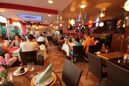 Red Dragon Restaurant'nin yemek ve ambiyans fotoğrafları 18